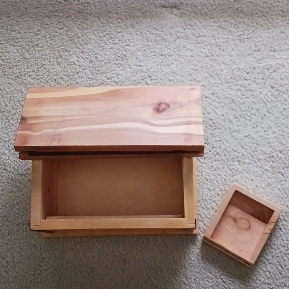 Vintage Handcrafted Small Jewelry Box/Chest